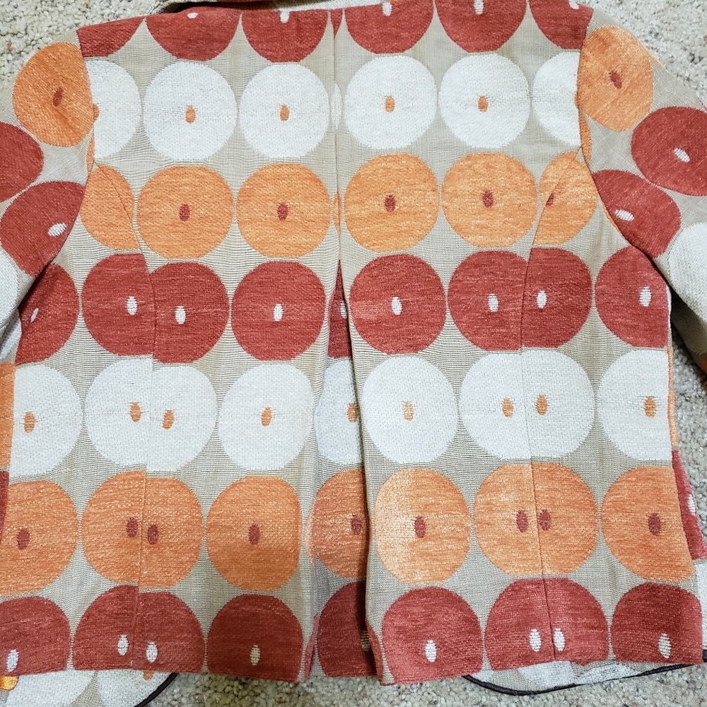 Jacket - Picture 3 of 4